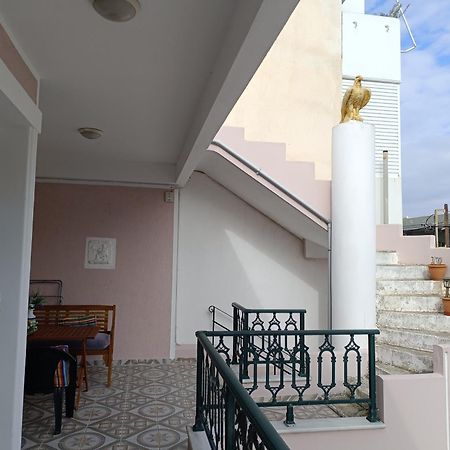 Spacious Apartment Corinth Buitenkant foto