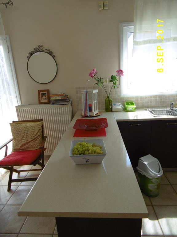 Spacious Apartment Corinth Buitenkant foto